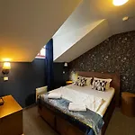 Hotell Apple Economy 2*