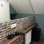 Hotell Apple Economy 2*