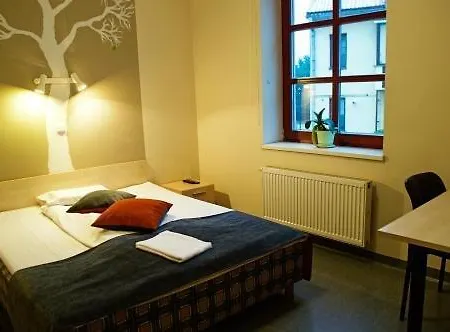 Apple Economy Hotel 2*