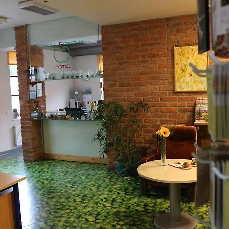 Apple Economy Szálloda Kaunas