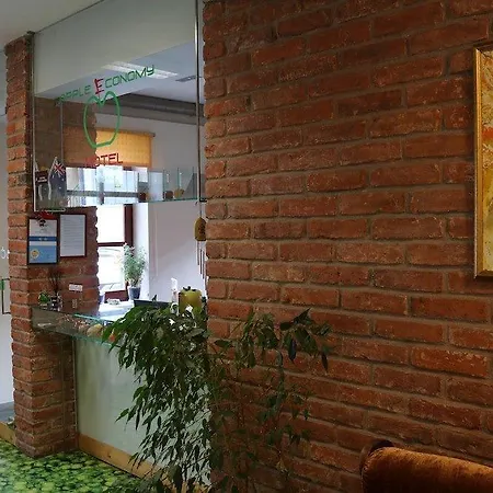 Apple Economy Hotel