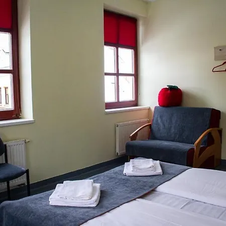 Apple Economy 2* Kaunas