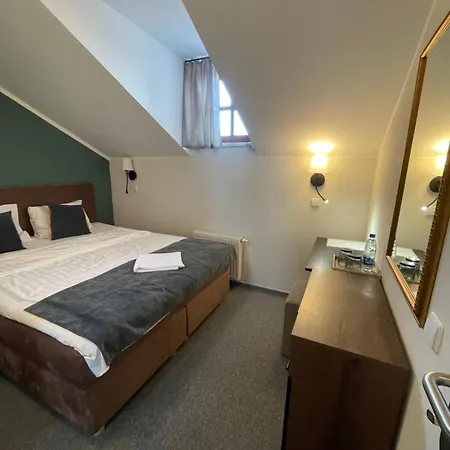 Hotel Apple Economy 2*