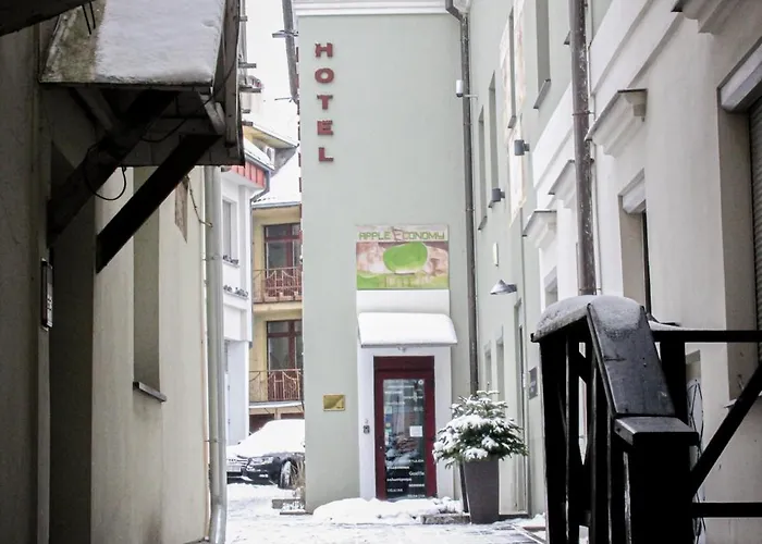 Apple Economy Hotel 2*