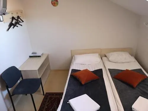 Apple Economy Szálloda Kaunas