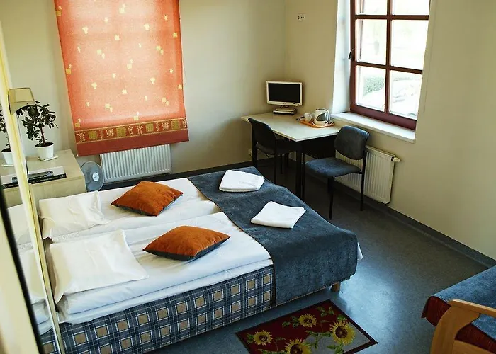 Apple Economy Hotel 2*