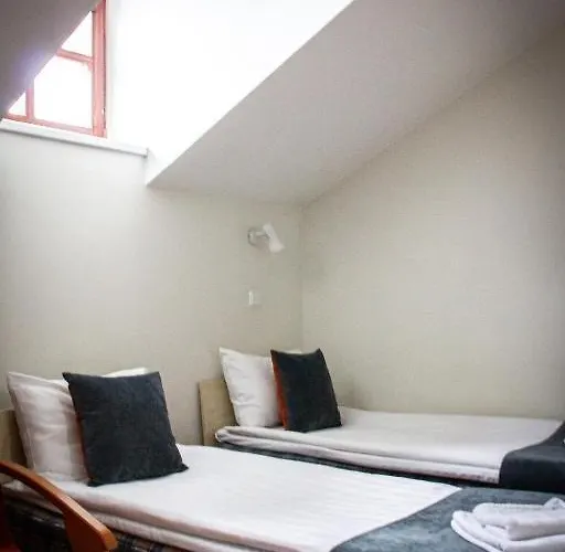 Отель Apple Economy