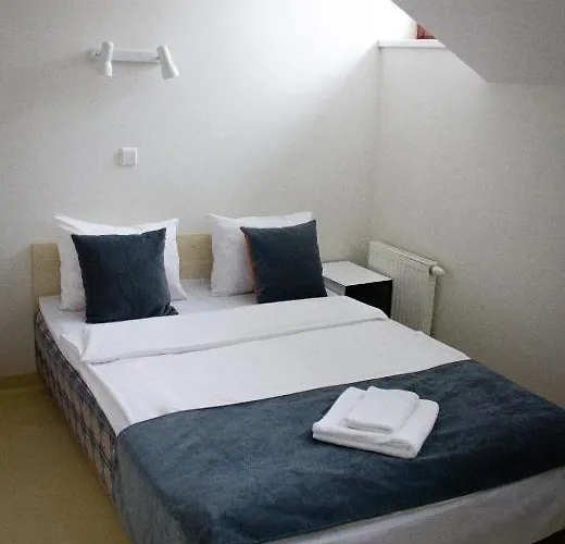 Apple Economy 2* Каунас