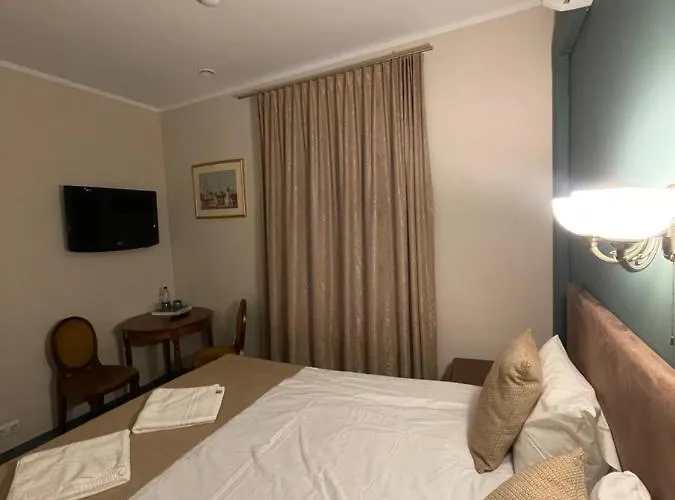 Hotel Apple Economy 2*