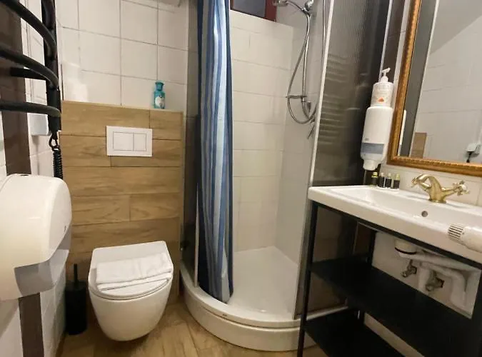 Apple Economy Отель 2*