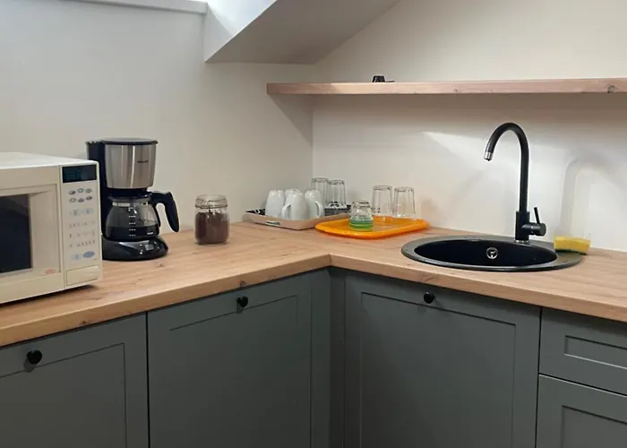 Отель Apple Economy Каунас