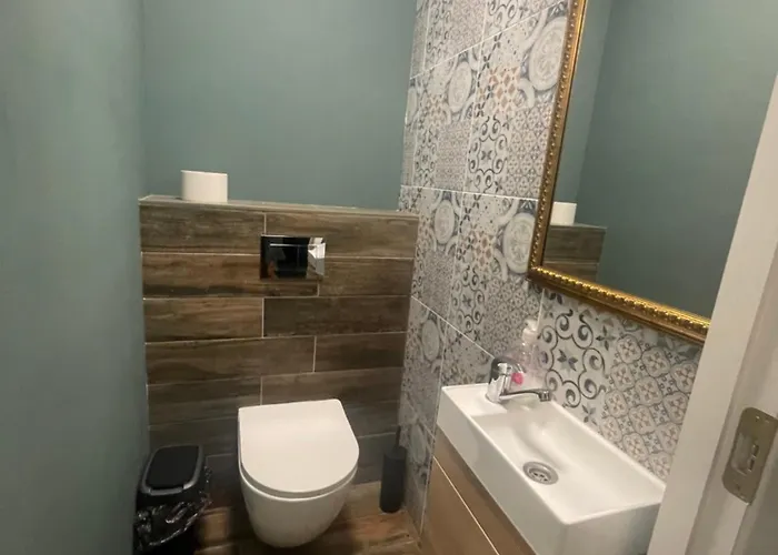 Apple Economy Hotel Kaunas