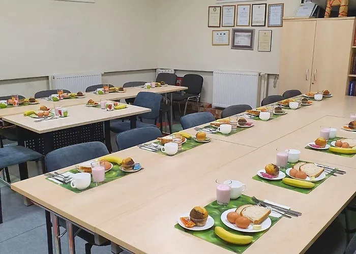 Apple Economy Szálloda