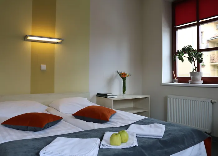 Apple Economy 2* Kaunas